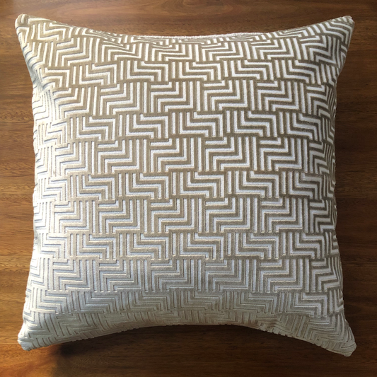 Rick Cushion Cover in Nougat Cream