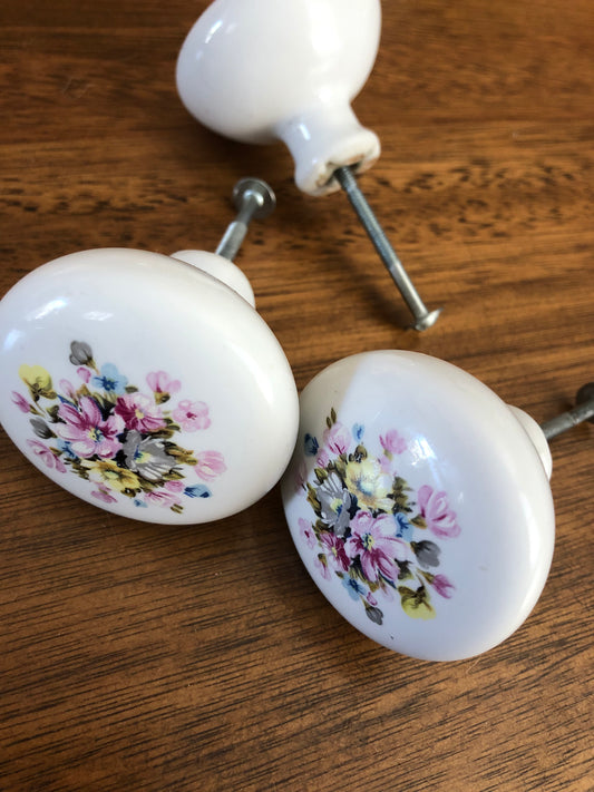 Vintage flower cupboard knob